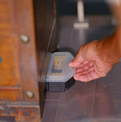 Wilson® MOUSE OUT™ Reusable Mouse Bait Station with Warfarin